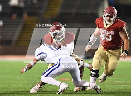 Thumbnail 2 in Brother Martin vs. Jesuit photogallery.