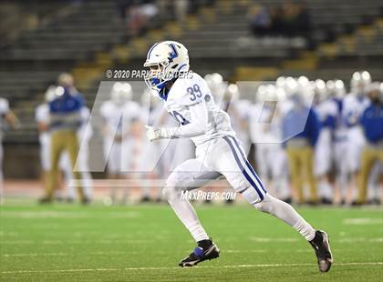 Thumbnail 1 in Brother Martin vs. Jesuit photogallery.