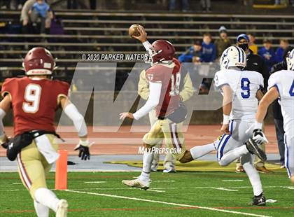 Thumbnail 1 in Brother Martin vs. Jesuit photogallery.