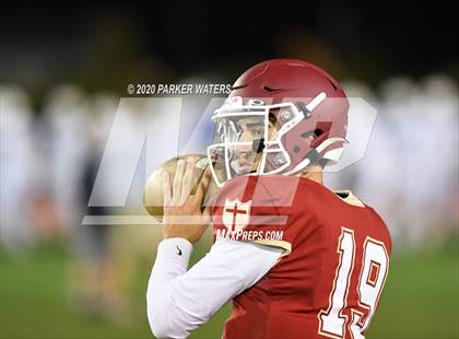 Thumbnail 3 in Brother Martin vs. Jesuit photogallery.