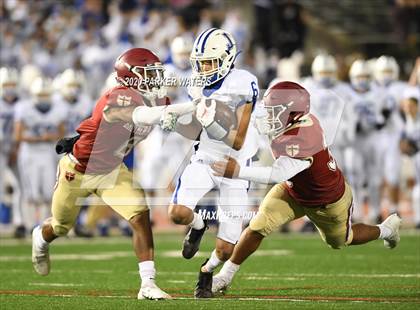 Thumbnail 3 in Brother Martin vs. Jesuit photogallery.