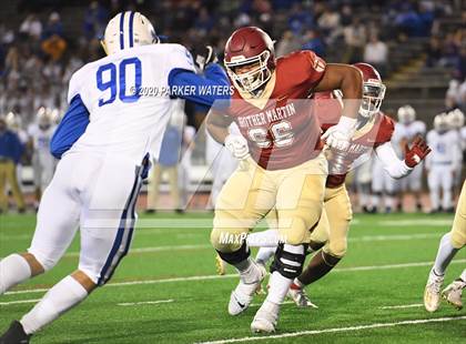 Thumbnail 3 in Brother Martin vs. Jesuit photogallery.