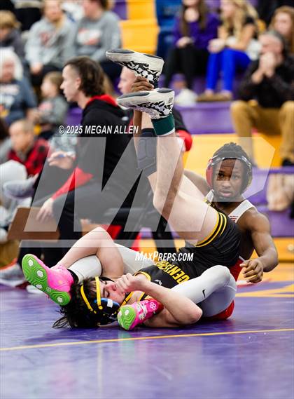 Thumbnail 2 in 52nd Annual Bellbrook Wrestling Invitational photogallery.