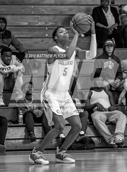 Thumbnail 1 in Grimsley @ Terry Sanford photogallery.