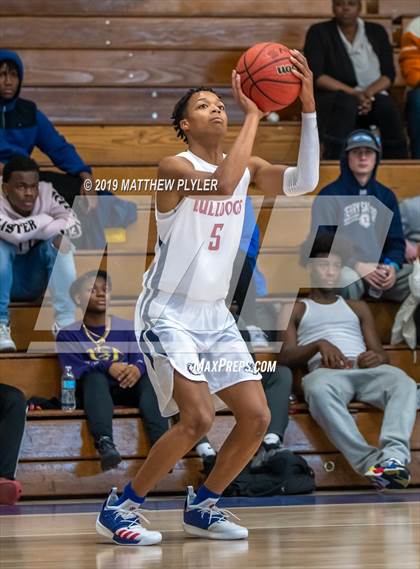 Thumbnail 2 in Grimsley @ Terry Sanford photogallery.