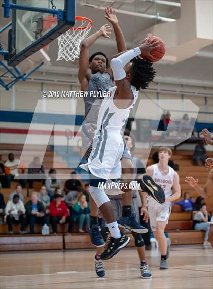 Thumbnail 1 in Grimsley @ Terry Sanford photogallery.
