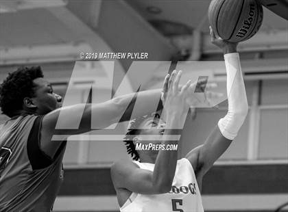 Thumbnail 3 in Grimsley @ Terry Sanford photogallery.
