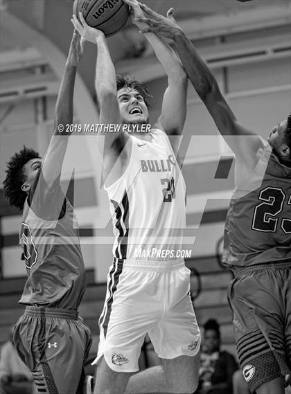 Thumbnail 1 in Grimsley @ Terry Sanford photogallery.