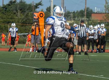 Thumbnail 3 in Calhoun vs Garden City photogallery.