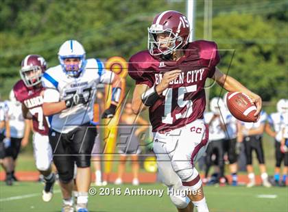 Thumbnail 1 in Calhoun vs Garden City photogallery.