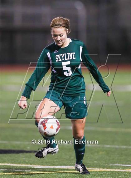 Thumbnail 3 in Skyline vs. Issaquah photogallery.