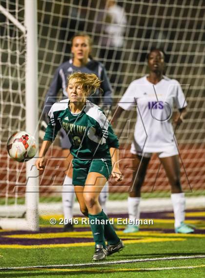 Thumbnail 2 in Skyline vs. Issaquah photogallery.