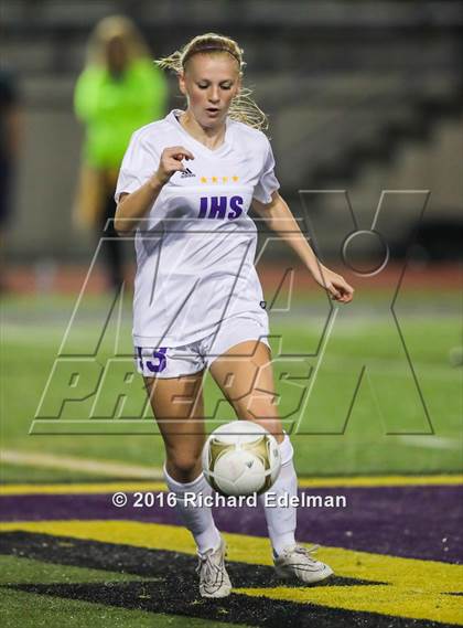 Thumbnail 1 in Skyline vs. Issaquah photogallery.