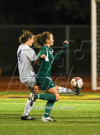 Thumbnail 1 in Skyline vs. Issaquah photogallery.