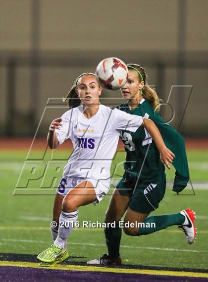 Thumbnail 2 in Skyline vs. Issaquah photogallery.