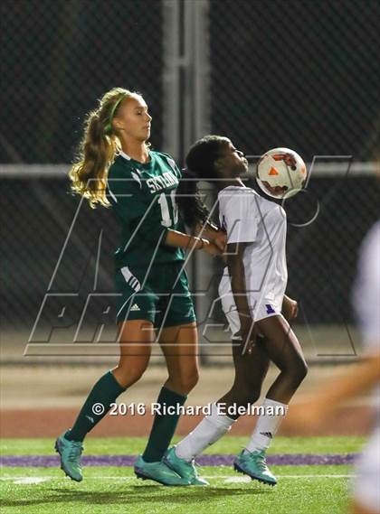 Thumbnail 2 in Skyline vs. Issaquah photogallery.