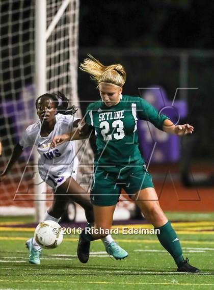 Thumbnail 2 in Skyline vs. Issaquah photogallery.