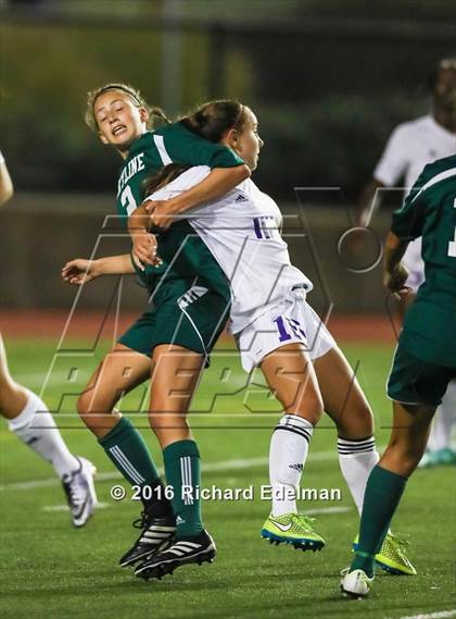 Thumbnail 1 in Skyline vs. Issaquah photogallery.