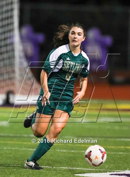 Thumbnail 1 in Skyline vs. Issaquah photogallery.