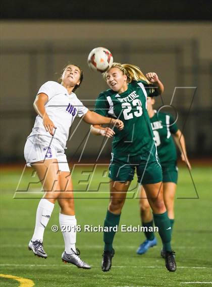 Thumbnail 1 in Skyline vs. Issaquah photogallery.