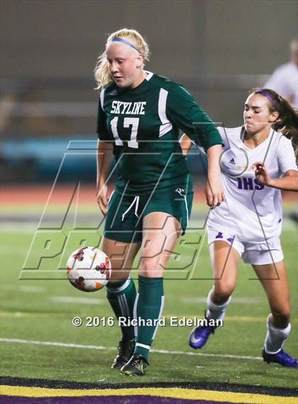 Thumbnail 2 in Skyline vs. Issaquah photogallery.