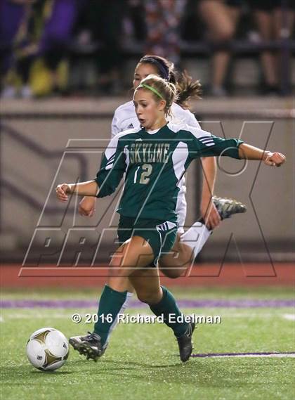 Thumbnail 1 in Skyline vs. Issaquah photogallery.