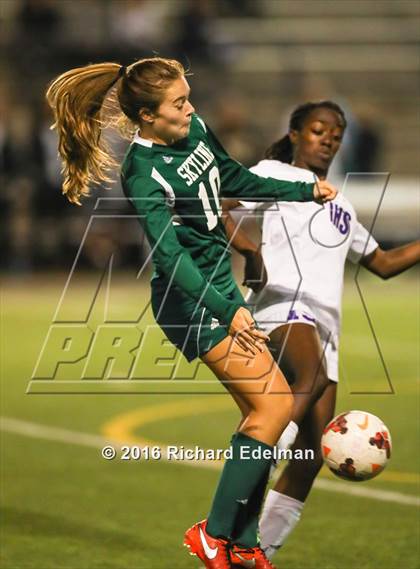 Thumbnail 1 in Skyline vs. Issaquah photogallery.