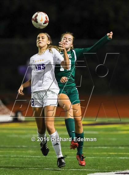 Thumbnail 1 in Skyline vs. Issaquah photogallery.