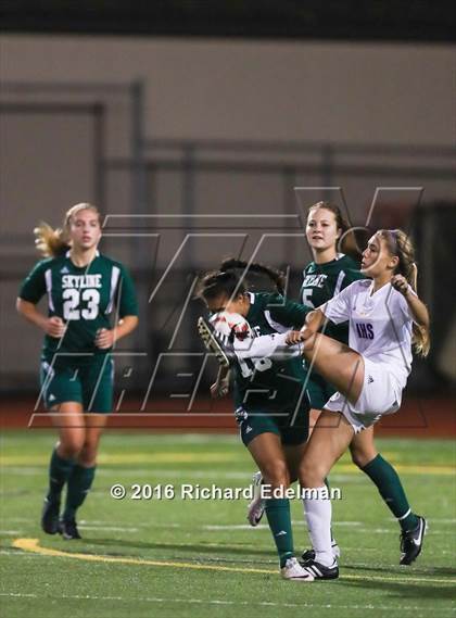 Thumbnail 2 in Skyline vs. Issaquah photogallery.