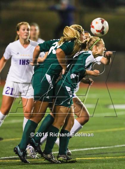 Thumbnail 1 in Skyline vs. Issaquah photogallery.
