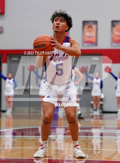 Thumbnail 3 in Western Boone @ Danville (IHSAA 3A Sectional First Round) photogallery.