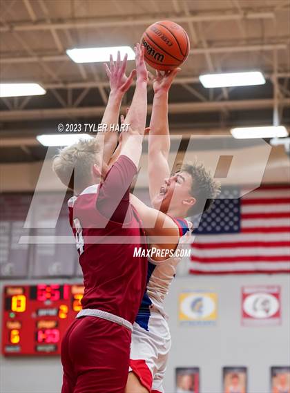 Thumbnail 1 in Western Boone @ Danville (IHSAA 3A Sectional First Round) photogallery.