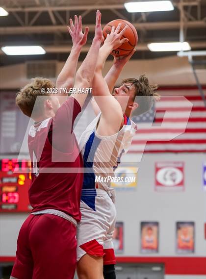 Thumbnail 2 in Western Boone @ Danville (IHSAA 3A Sectional First Round) photogallery.
