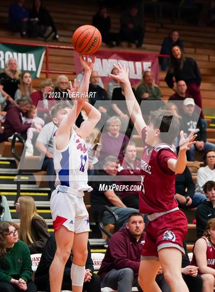 Thumbnail 3 in Western Boone @ Danville (IHSAA 3A Sectional First Round) photogallery.