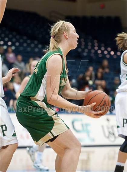 Thumbnail 3 in La Costa Canyon vs Poway (SDS D1 Final) photogallery.