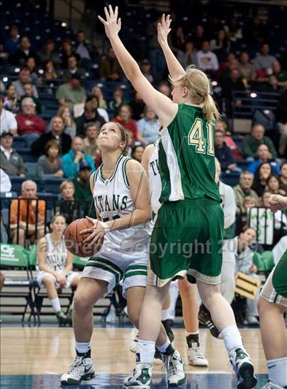 Thumbnail 3 in La Costa Canyon vs Poway (SDS D1 Final) photogallery.