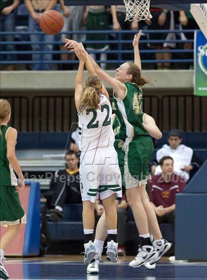 Thumbnail 3 in La Costa Canyon vs Poway (SDS D1 Final) photogallery.