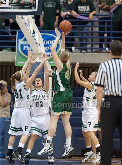 Thumbnail 1 in La Costa Canyon vs Poway (SDS D1 Final) photogallery.