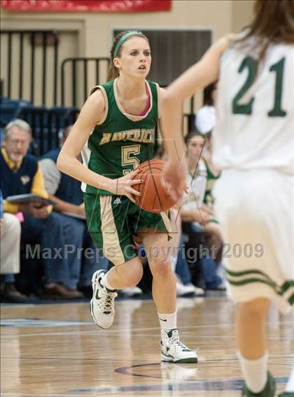 Thumbnail 3 in La Costa Canyon vs Poway (SDS D1 Final) photogallery.