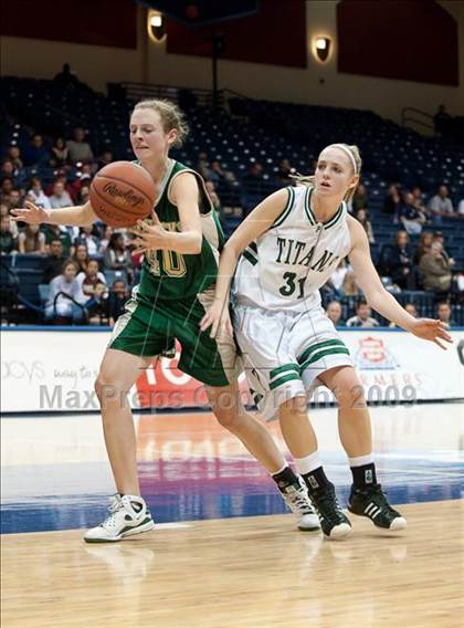 Thumbnail 2 in La Costa Canyon vs Poway (SDS D1 Final) photogallery.
