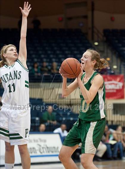 Thumbnail 1 in La Costa Canyon vs Poway (SDS D1 Final) photogallery.