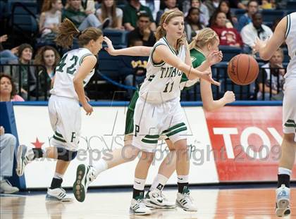 Thumbnail 3 in La Costa Canyon vs Poway (SDS D1 Final) photogallery.