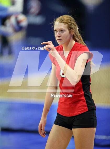 Thumbnail 2 in Fleming vs. La Veta (CHSAA 1A State Playoff) photogallery.