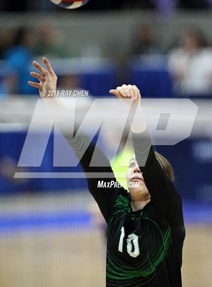 Thumbnail 1 in Fleming vs. La Veta (CHSAA 1A State Playoff) photogallery.