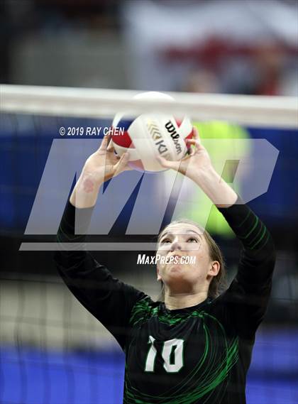 Thumbnail 2 in Fleming vs. La Veta (CHSAA 1A State Playoff) photogallery.