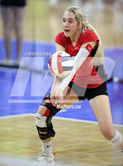 Thumbnail 3 in Fleming vs. La Veta (CHSAA 1A State Playoff) photogallery.