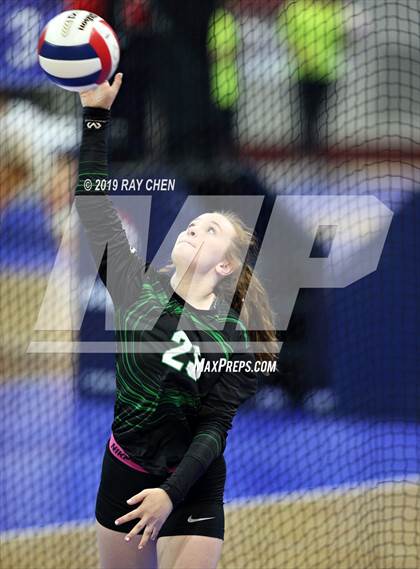 Thumbnail 2 in Fleming vs. La Veta (CHSAA 1A State Playoff) photogallery.