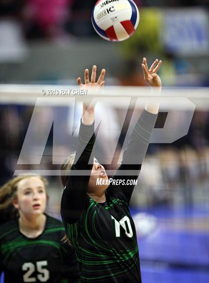 Thumbnail 2 in Fleming vs. La Veta (CHSAA 1A State Playoff) photogallery.