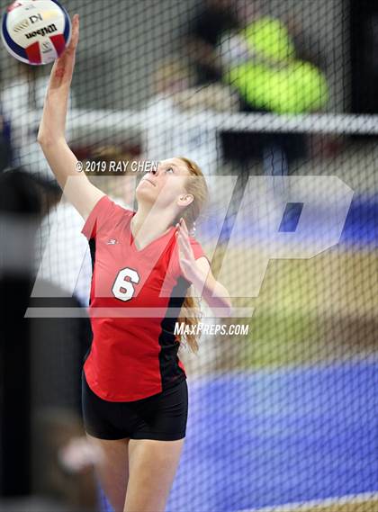 Thumbnail 3 in Fleming vs. La Veta (CHSAA 1A State Playoff) photogallery.