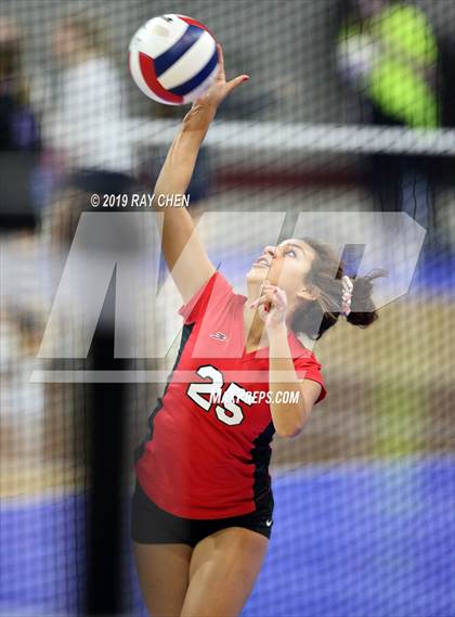 Thumbnail 2 in Fleming vs. La Veta (CHSAA 1A State Playoff) photogallery.
